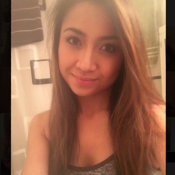 Meet your Posher, Kay - Picture 3 of 5